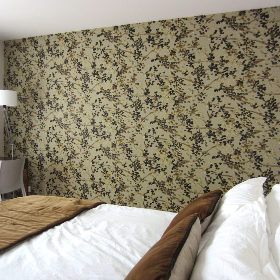 la-chambre-du-chai-de-la-maison-les-rives-du-rochefollet