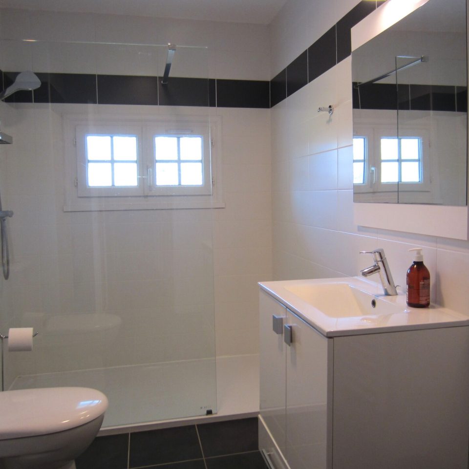 la-chambre-du-lieutenant-de-la-maison-les-rives-du-rochefollet