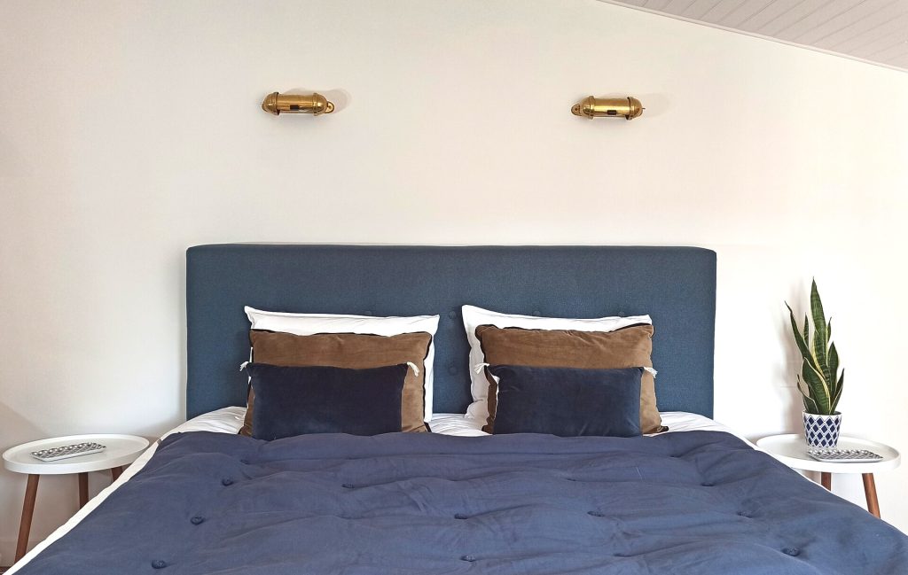 la-chambre-du-lieutenant-de-la-maison-les-rives-du-rochefollet